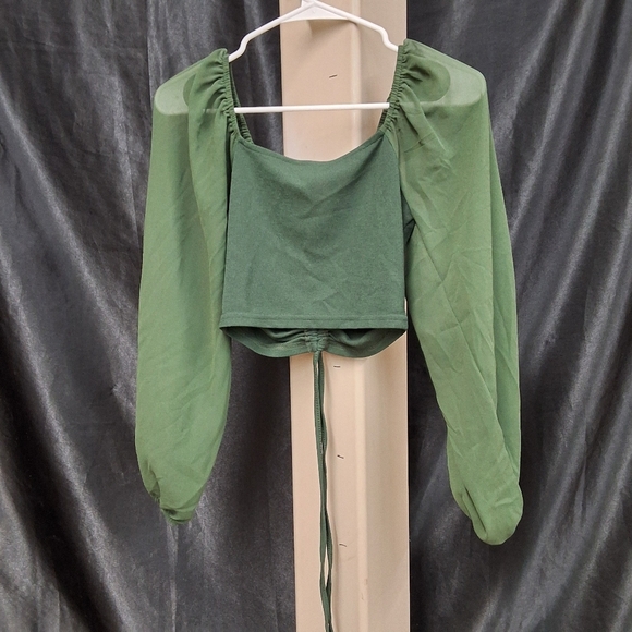 SHEIN Green Long Sleeve Crop Top W/ See Throgh Matetial On Arms - Picture 3 of 8